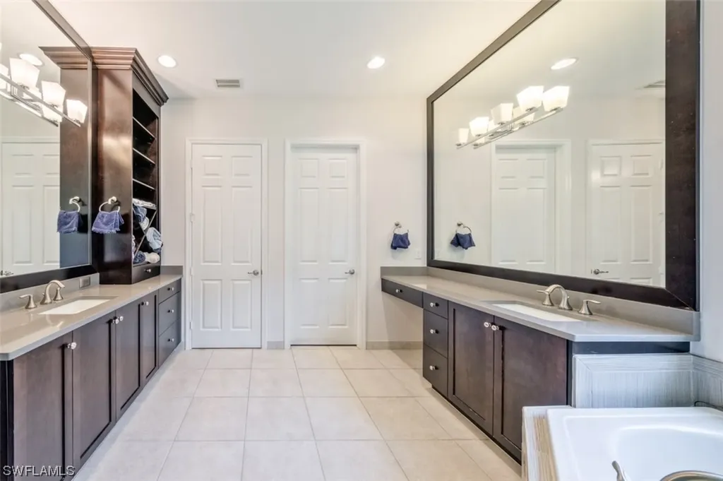 Naples FL 34119
