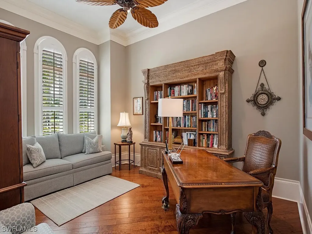 1701 Venezia Way Naples FL 34105