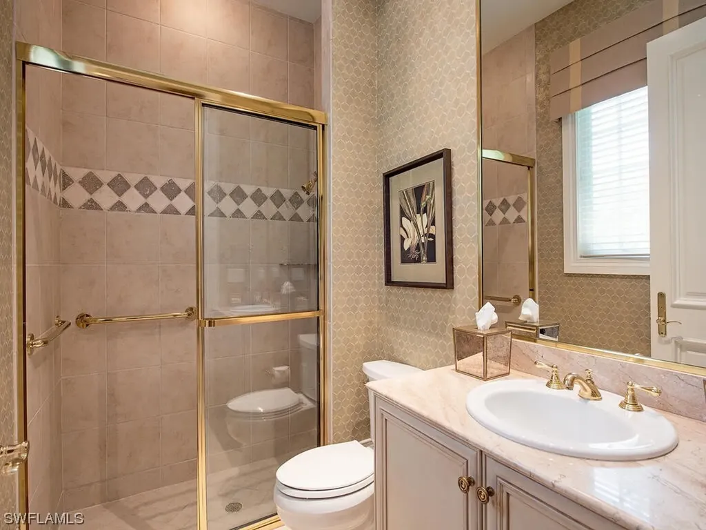 1701 Venezia Way Naples FL 34105
