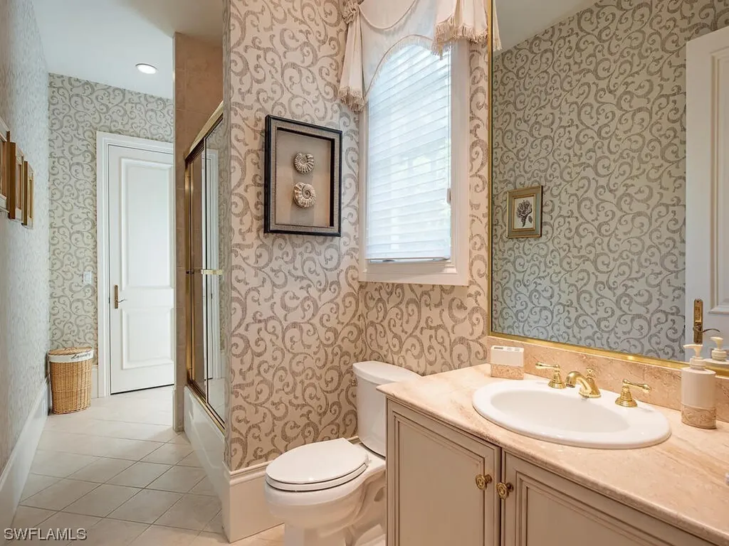 1701 Venezia Way Naples FL 34105