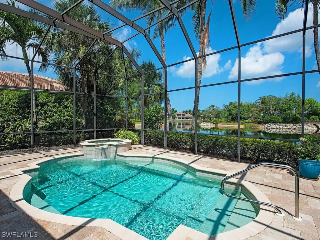 1701 Venezia Way Naples FL 34105