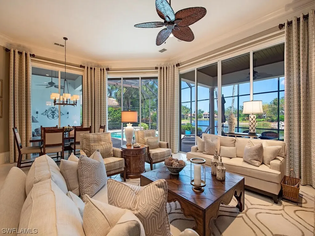 1701 Venezia Way Naples FL 34105