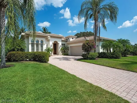 1701 Venezia Way Naples FL 34105