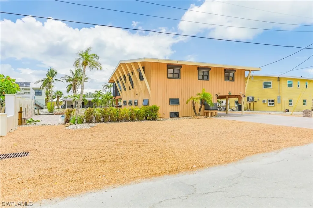 370 Bayland Road Fort Myers Beach FL 33931