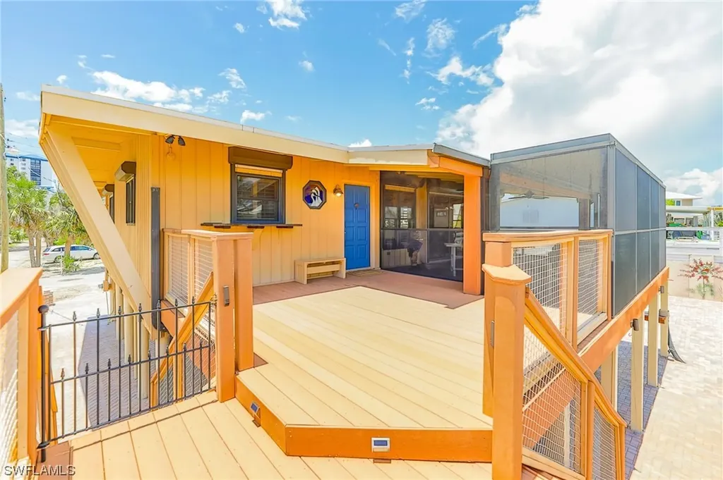 370 Bayland Road Fort Myers Beach FL 33931