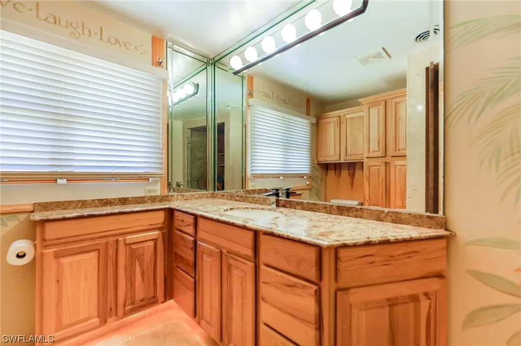 370 Bayland Road Fort Myers Beach FL 33931