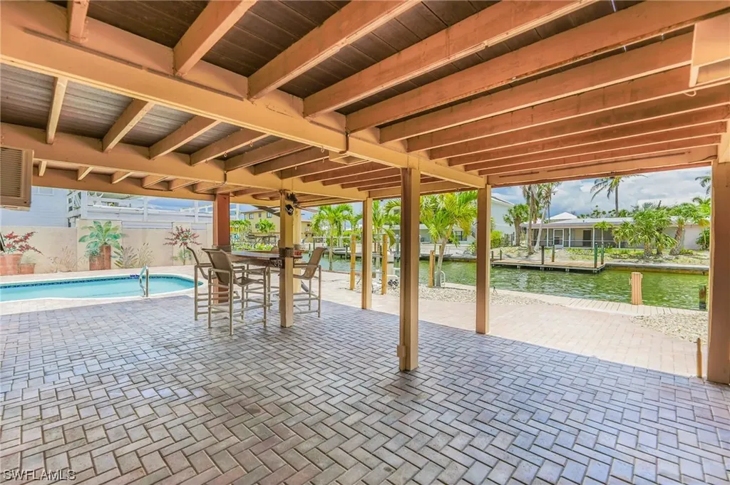 370 Bayland Road Fort Myers Beach FL 33931