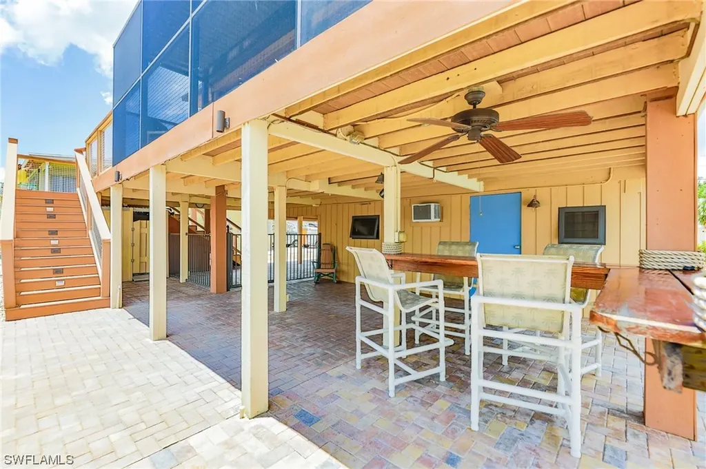 370 Bayland Road Fort Myers Beach FL 33931