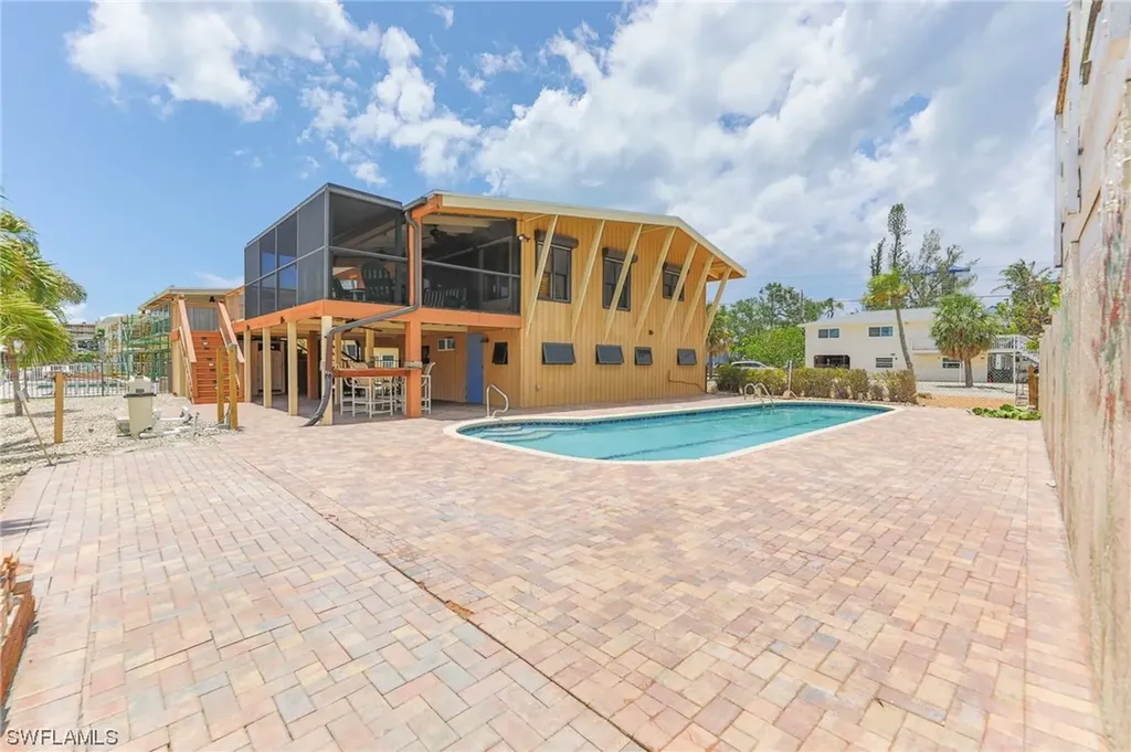 370 Bayland Road Fort Myers Beach FL 33931