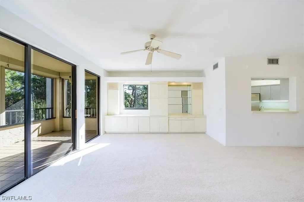 6500 Valen Way Naples FL 34108