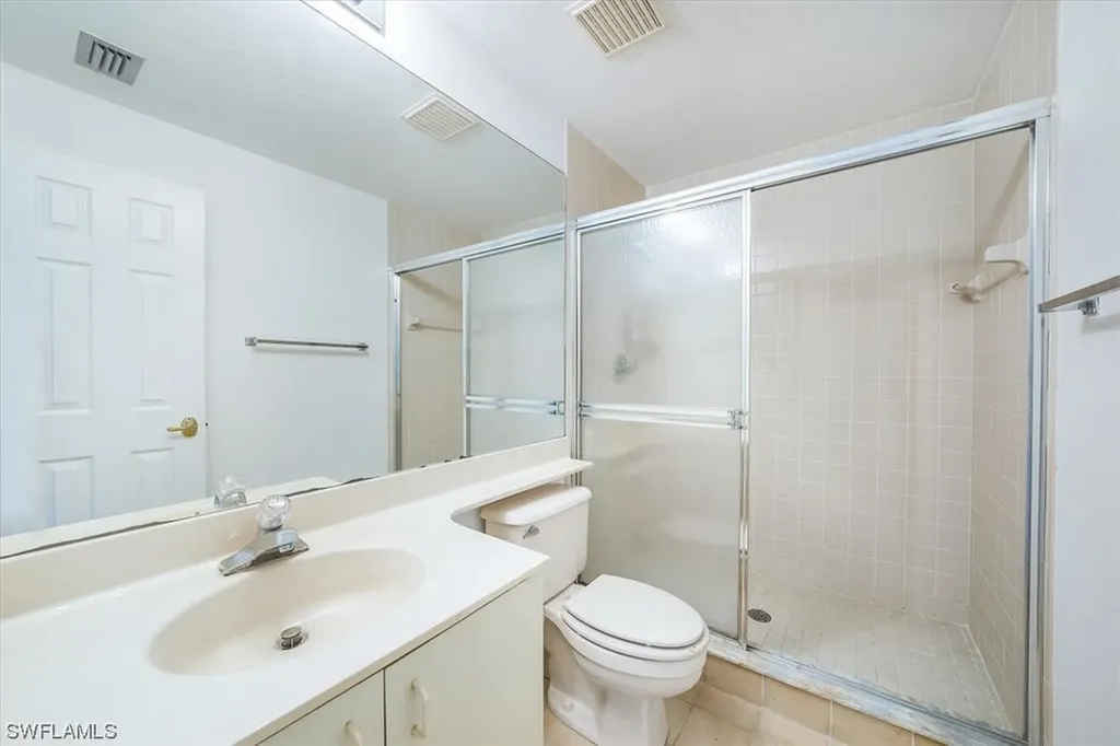 6500 Valen Way Naples FL 34108