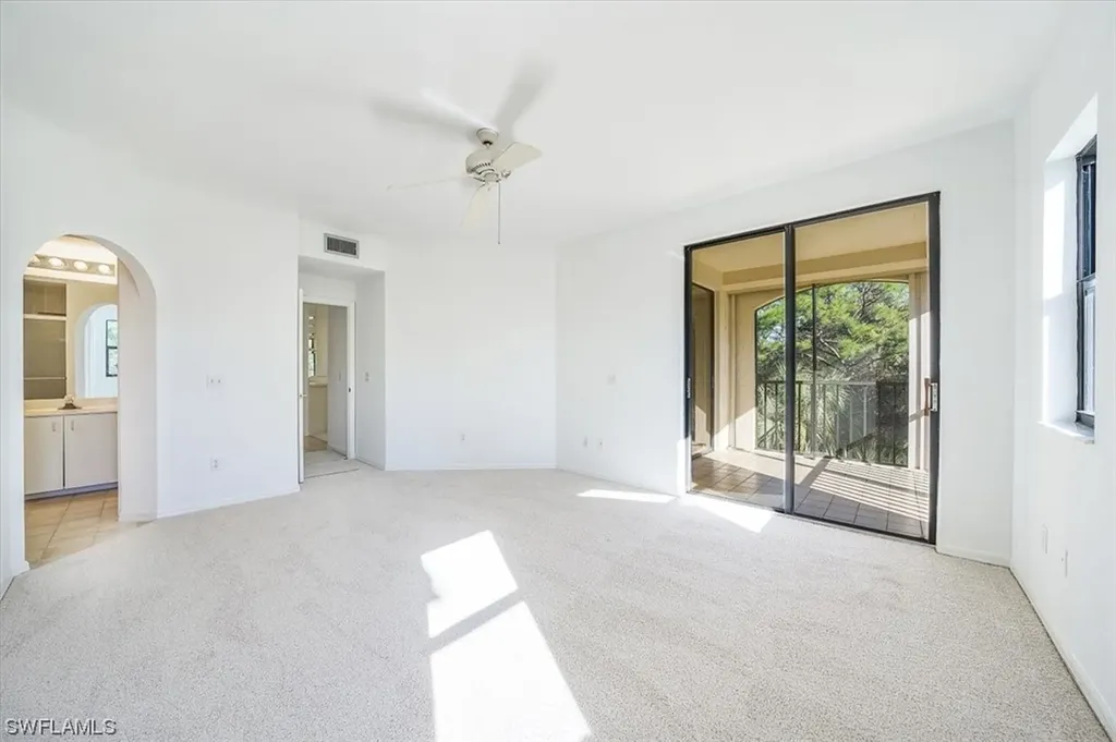 6500 Valen Way Naples FL 34108