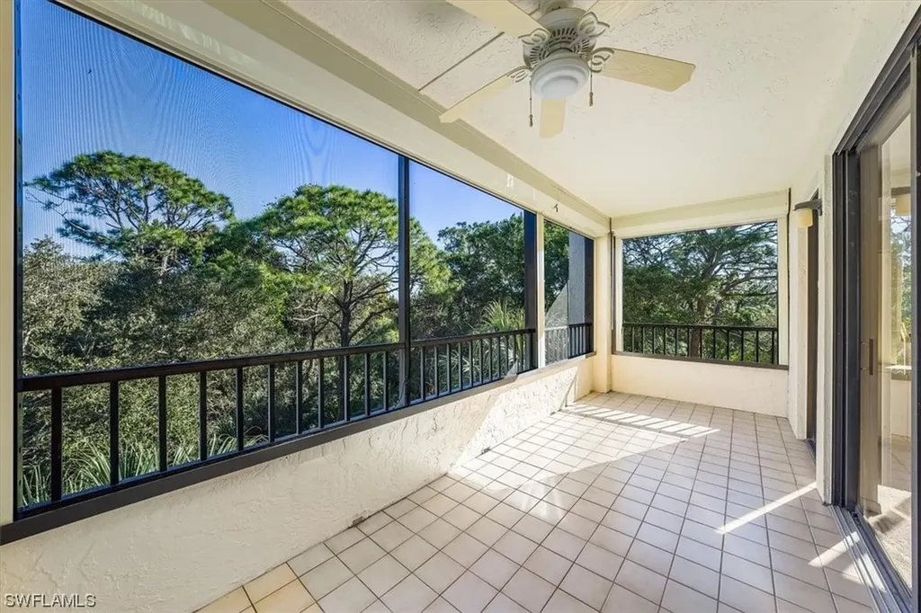 6500 Valen Way Naples FL 34108