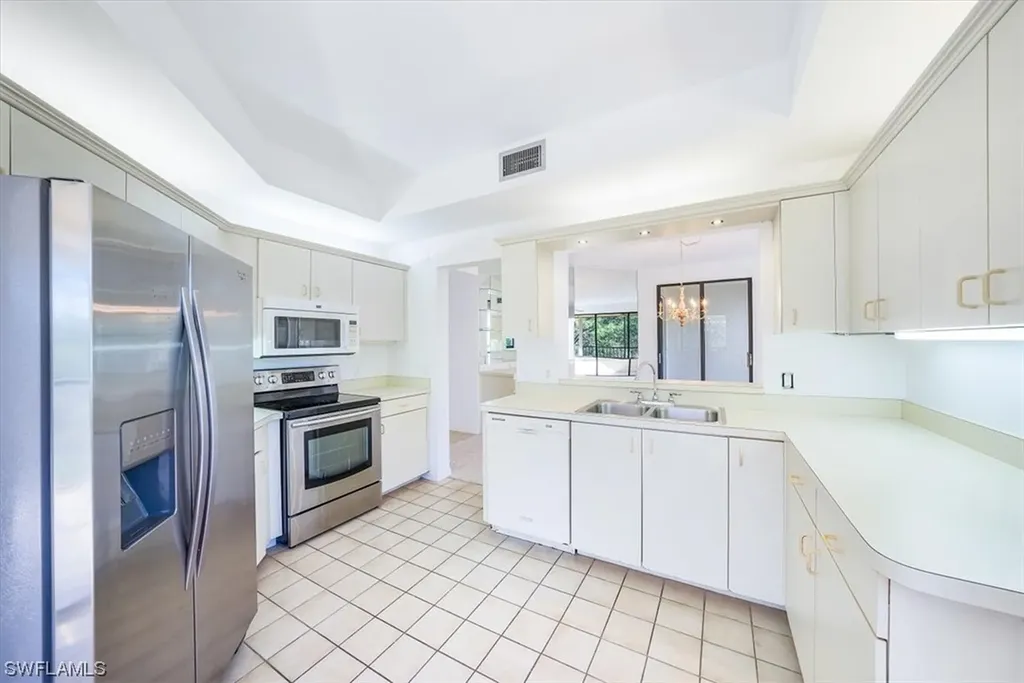 6500 Valen Way Naples FL 34108
