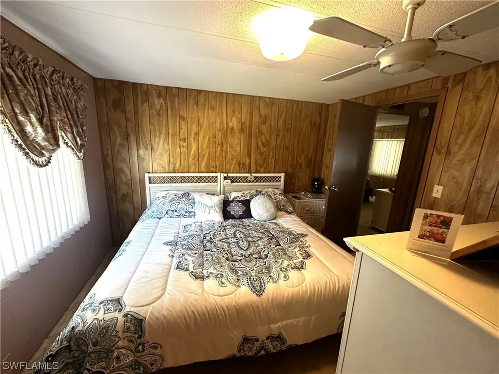 250 Indian Key Lane Naples FL 34114