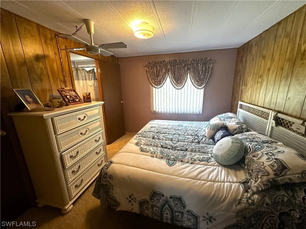 250 Indian Key Lane Naples FL 34114