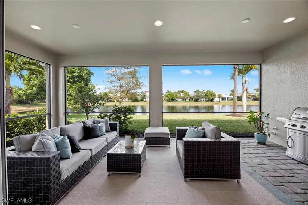 14572 Topsail Drive Naples FL 34114