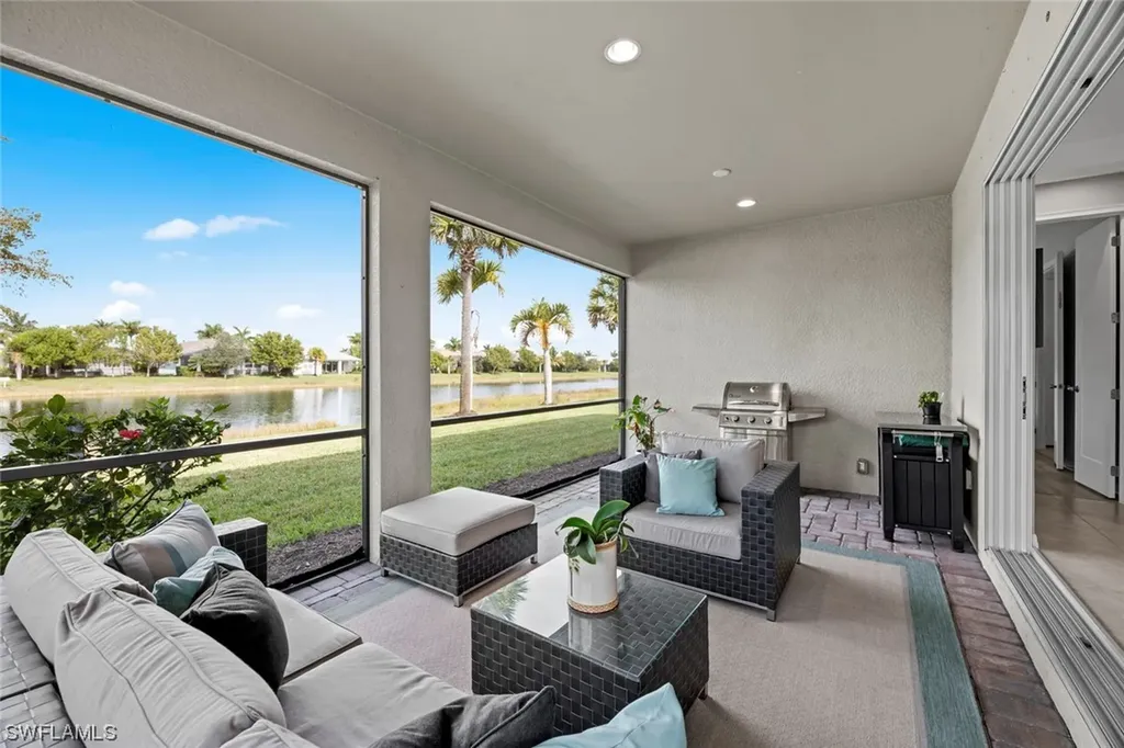 14572 Topsail Drive Naples FL 34114