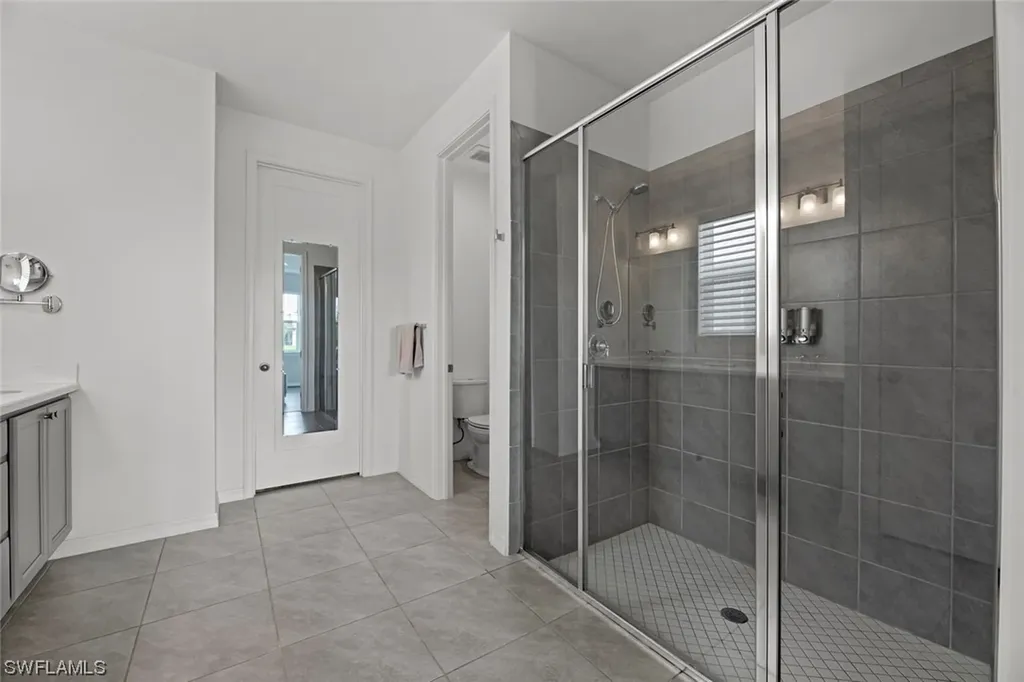 14572 Topsail Drive Naples FL 34114