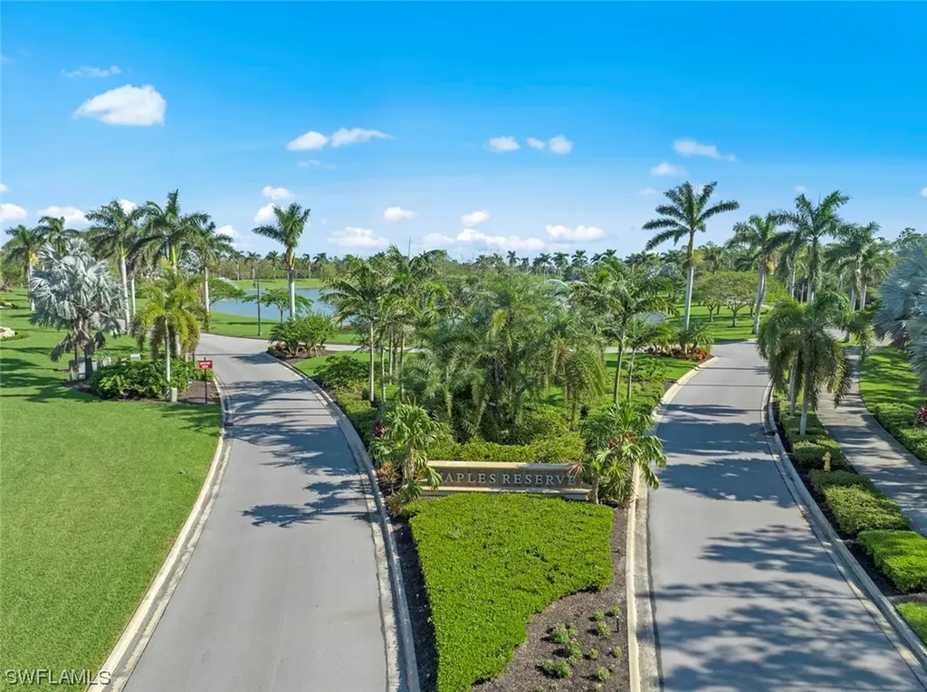 14572 Topsail Drive Naples FL 34114