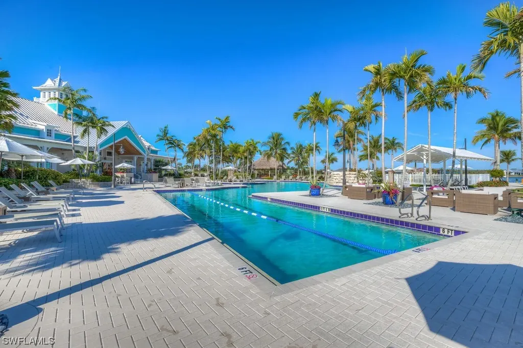 14572 Topsail Drive Naples FL 34114