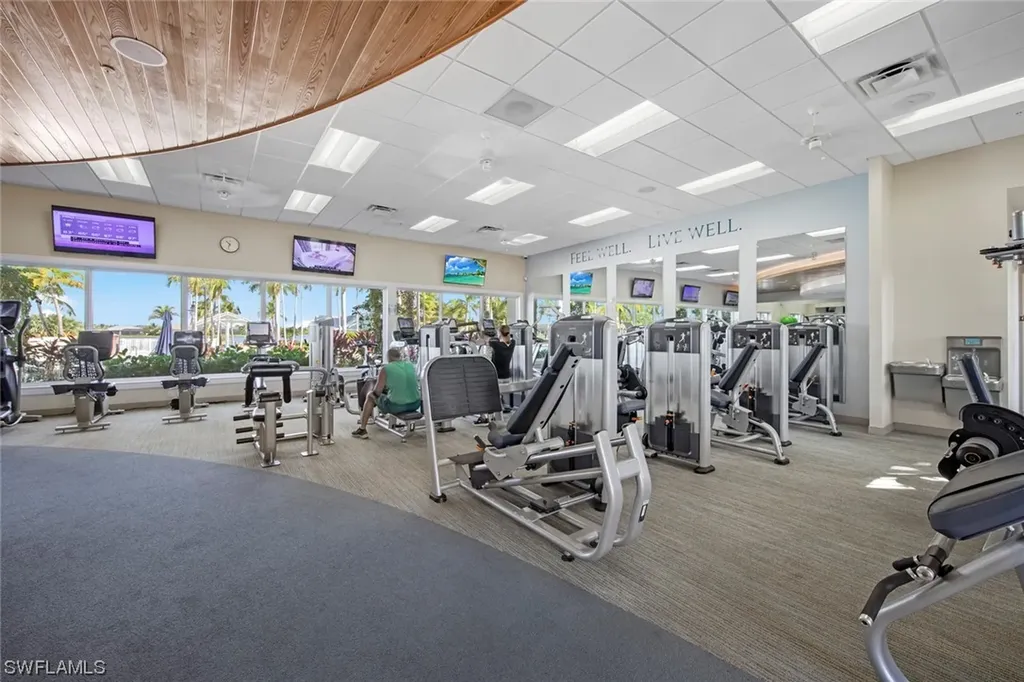 14572 Topsail Drive Naples FL 34114