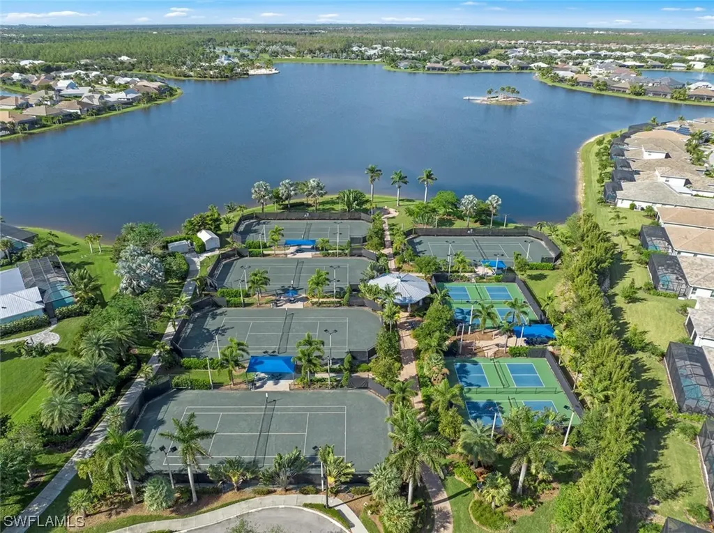 14572 Topsail Drive Naples FL 34114