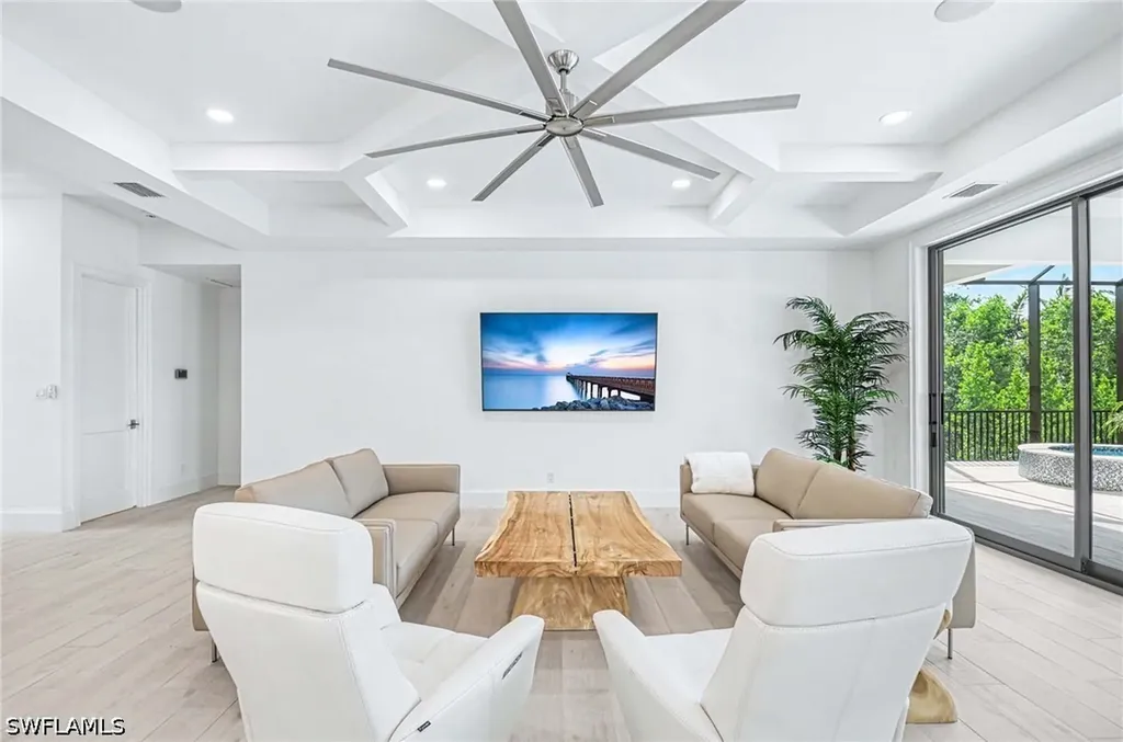 375 Periwinkle Court Marco Island FL 34145