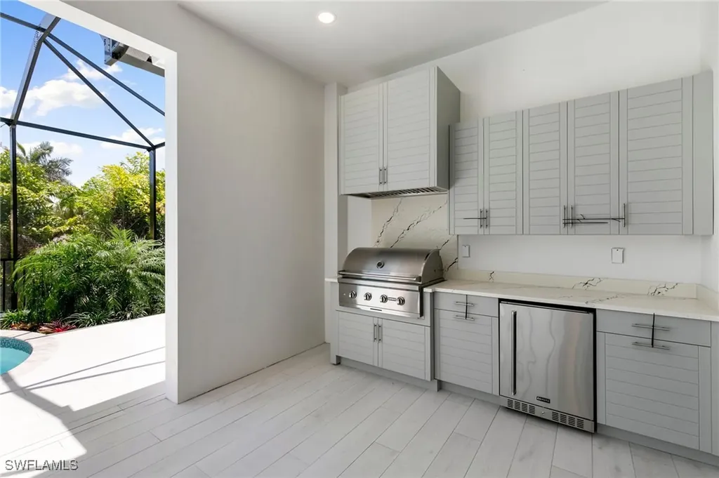 375 Periwinkle Court Marco Island FL 34145