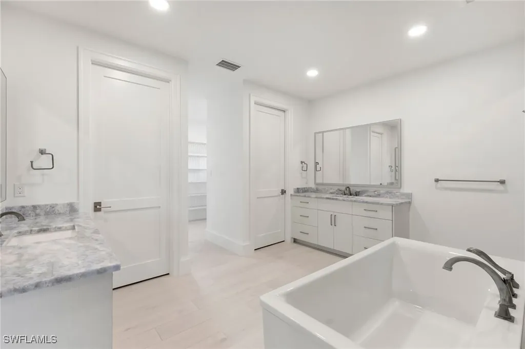 375 Periwinkle Court Marco Island FL 34145