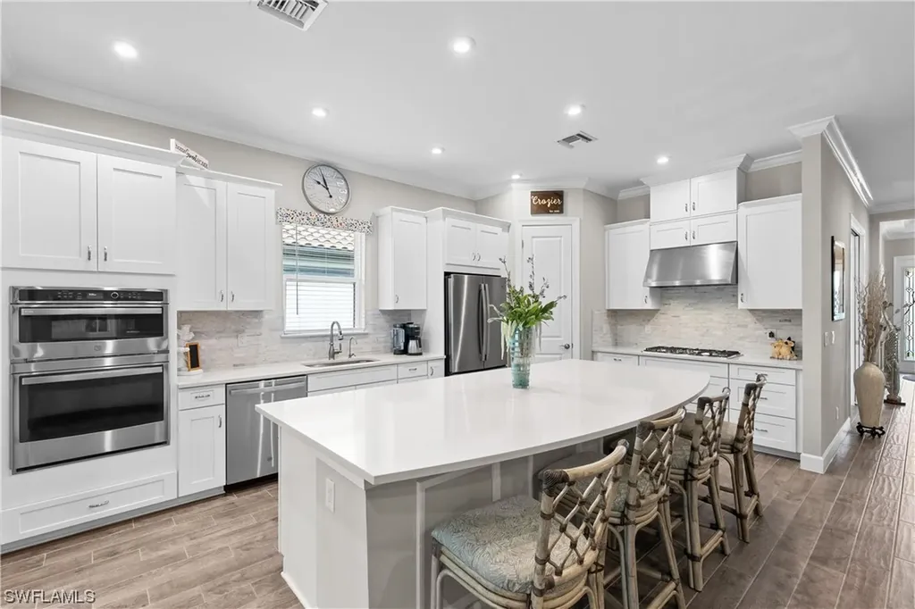 8235 Promoso Court Naples FL 34114