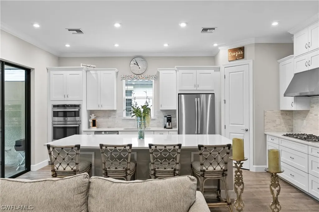 8235 Promoso Court Naples FL 34114