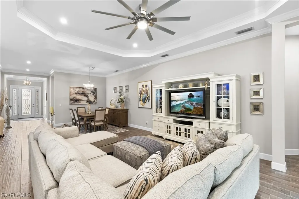 8235 Promoso Court Naples FL 34114