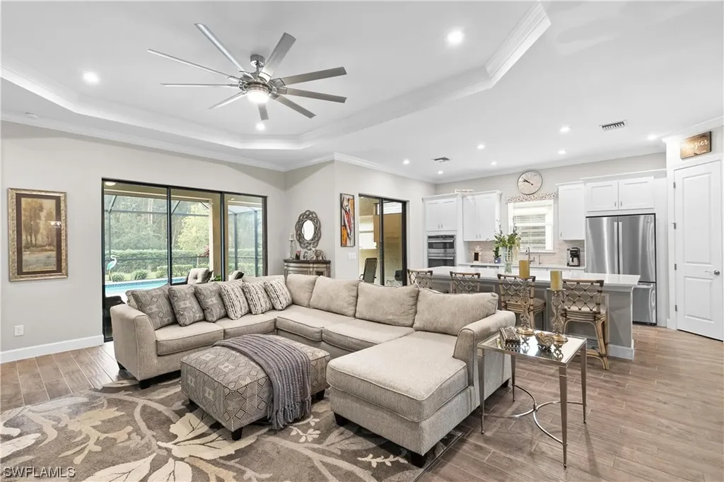 8235 Promoso Court Naples FL 34114