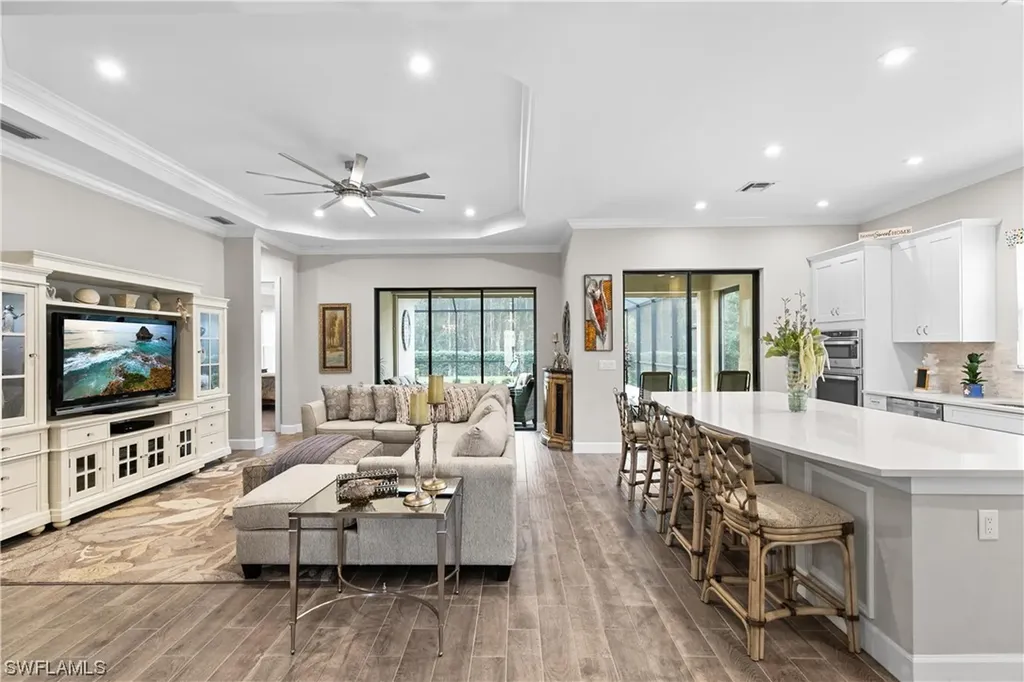 8235 Promoso Court Naples FL 34114