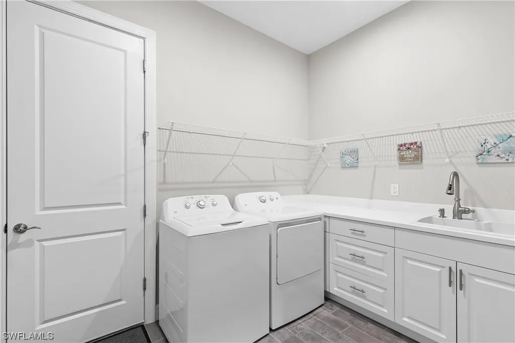 8235 Promoso Court Naples FL 34114