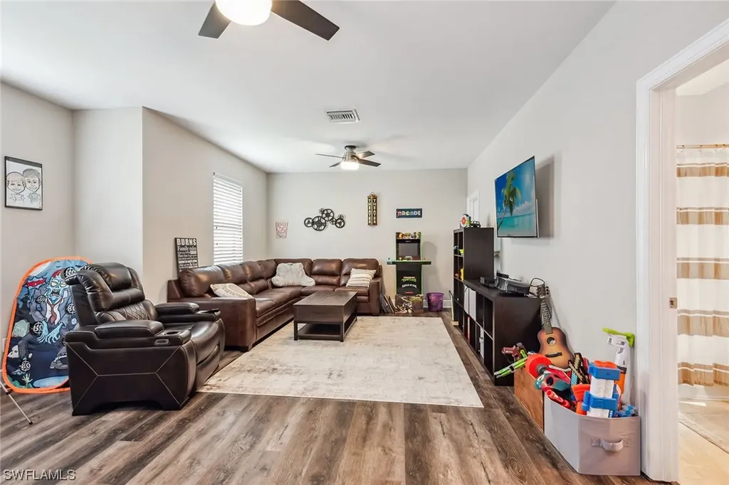 4430 Tamarind Way Naples FL 34119