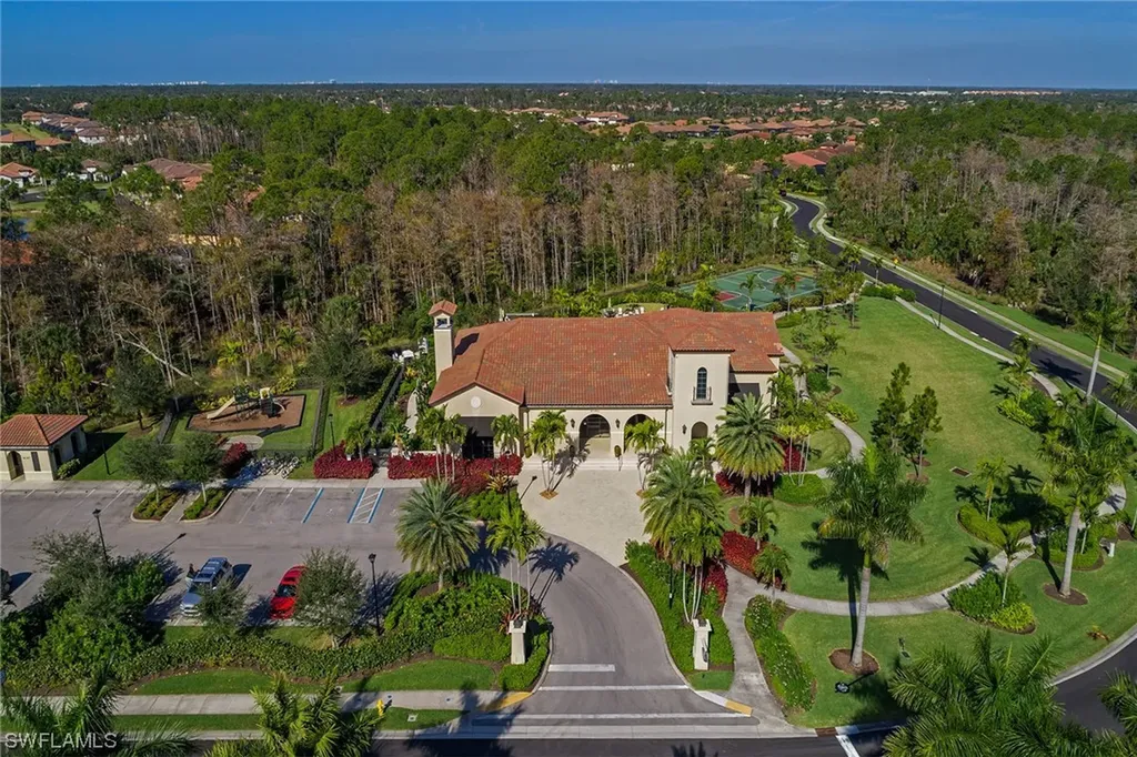 4430 Tamarind Way Naples FL 34119