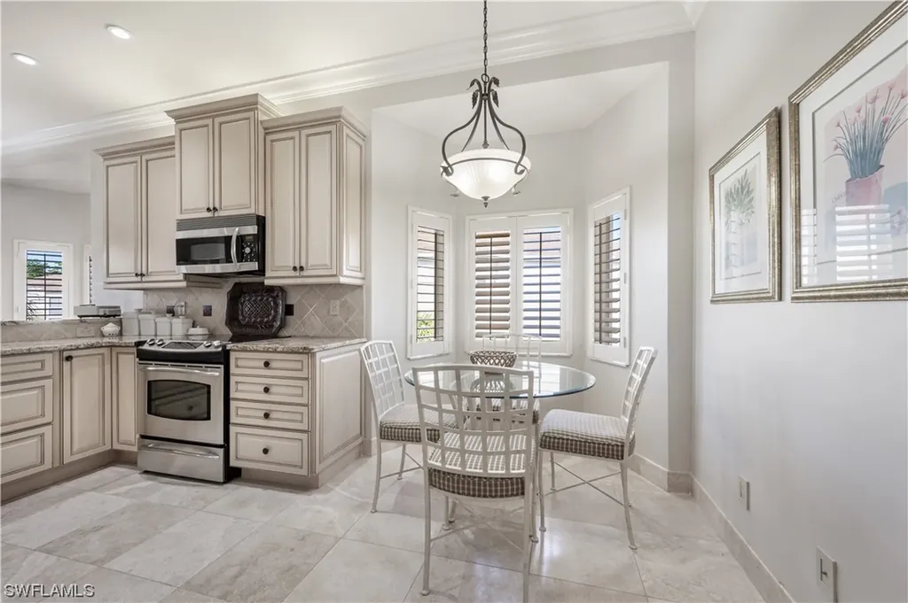 7670 Pebble Creek Circle Naples FL 34108