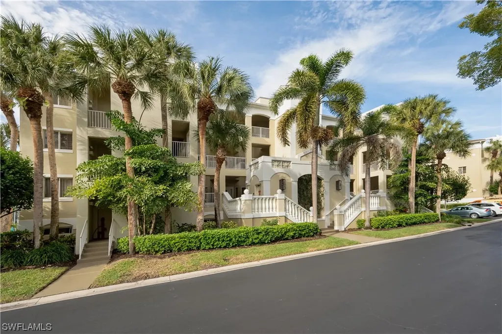 7670 Pebble Creek Circle Naples FL 34108