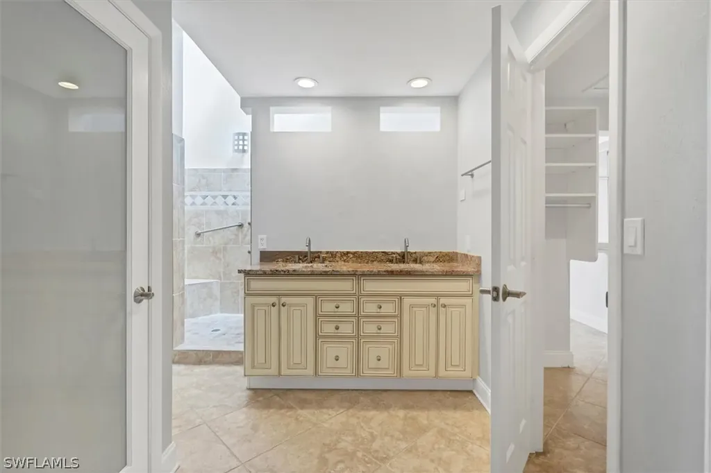 5438 Harbour Castle Drive Fort Myers FL 33907