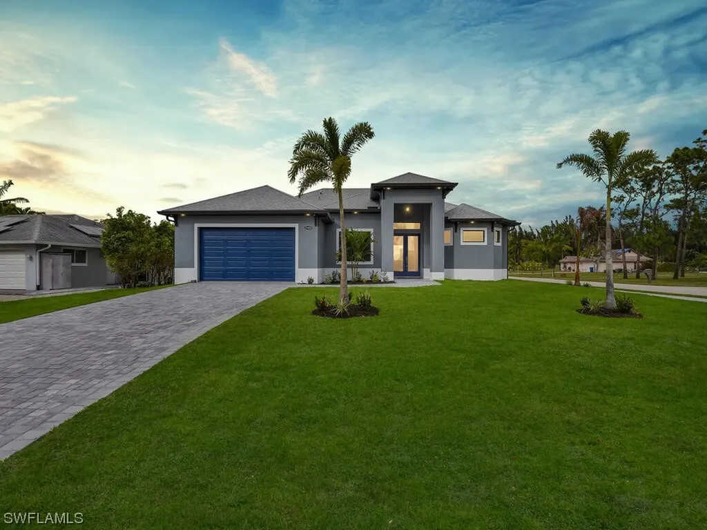 25400 Carney Circle Bonita Springs FL 34135