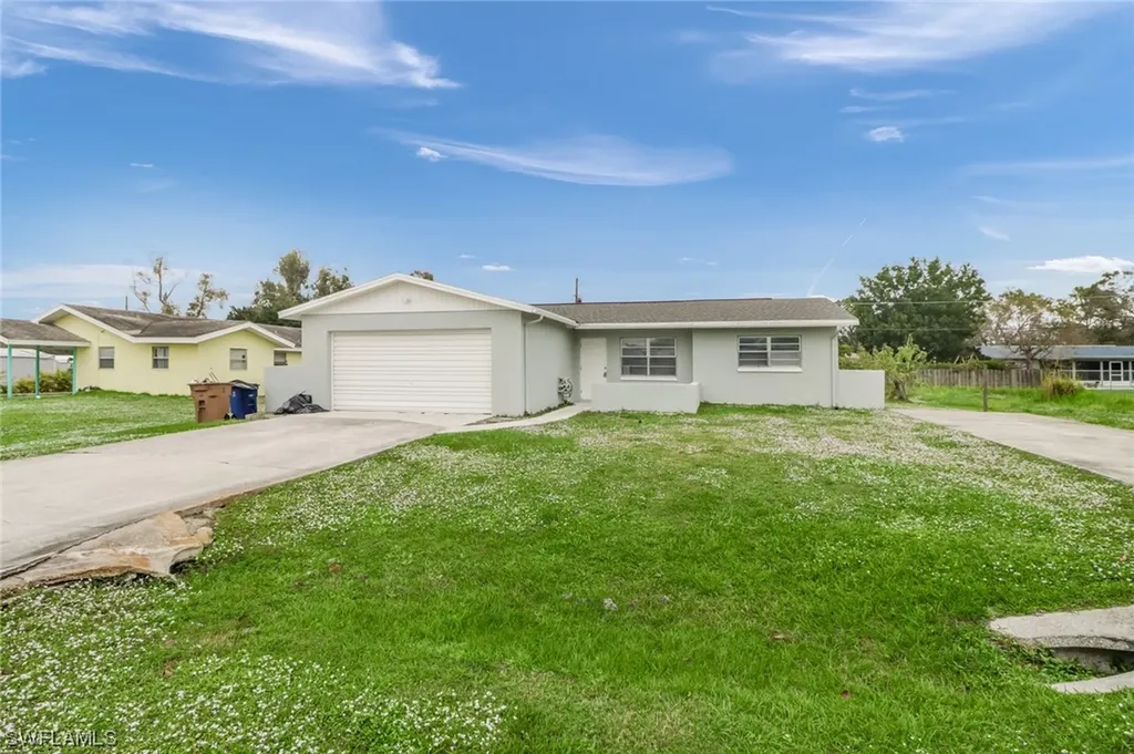13808 1st Street Fort Myers FL 33905