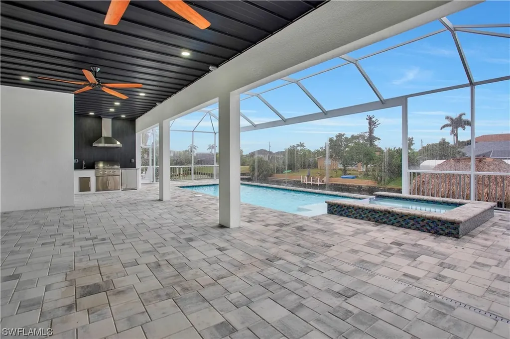 2536 SE 25th Avenue Cape Coral FL 33904