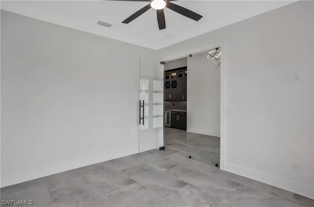 2536 SE 25th Avenue Cape Coral FL 33904