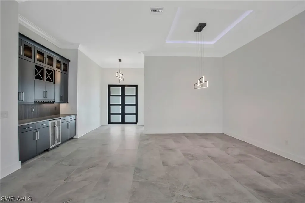 2536 SE 25th Avenue Cape Coral FL 33904