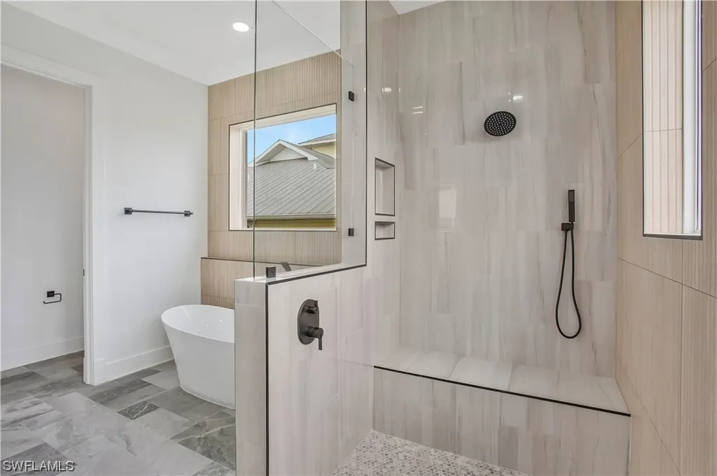 2536 SE 25th Avenue Cape Coral FL 33904