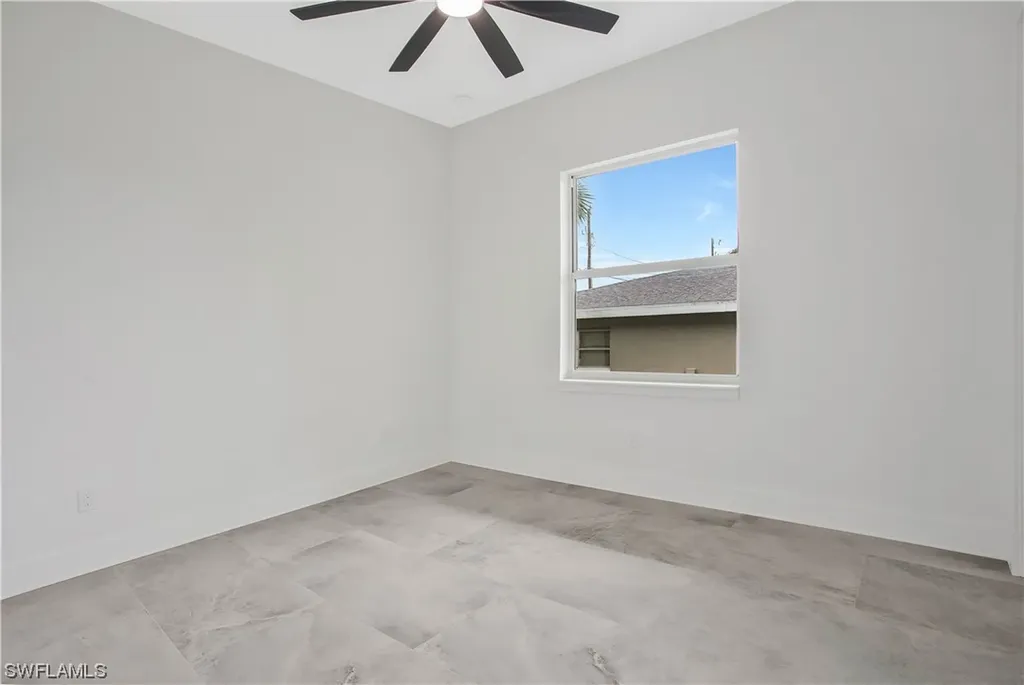 2536 SE 25th Avenue Cape Coral FL 33904