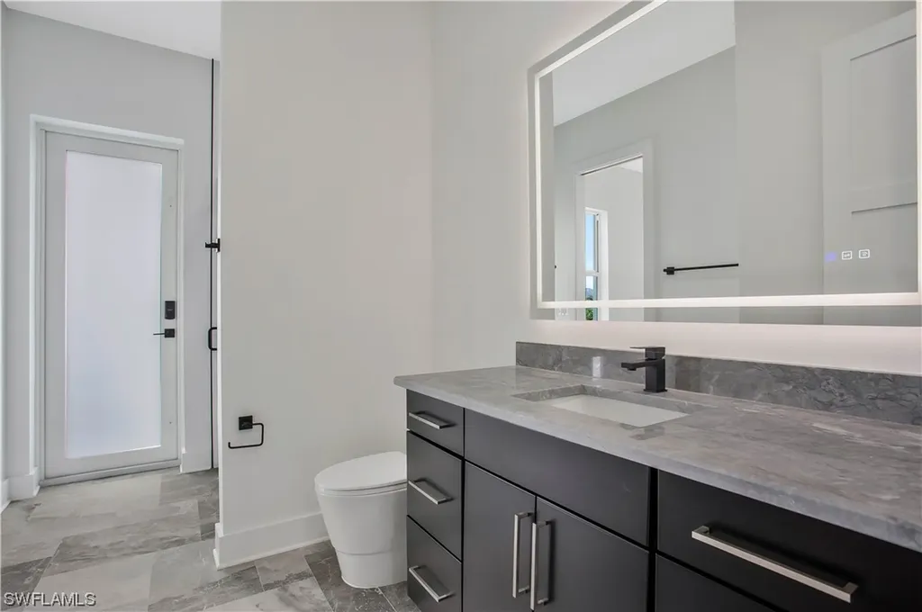 2536 SE 25th Avenue Cape Coral FL 33904
