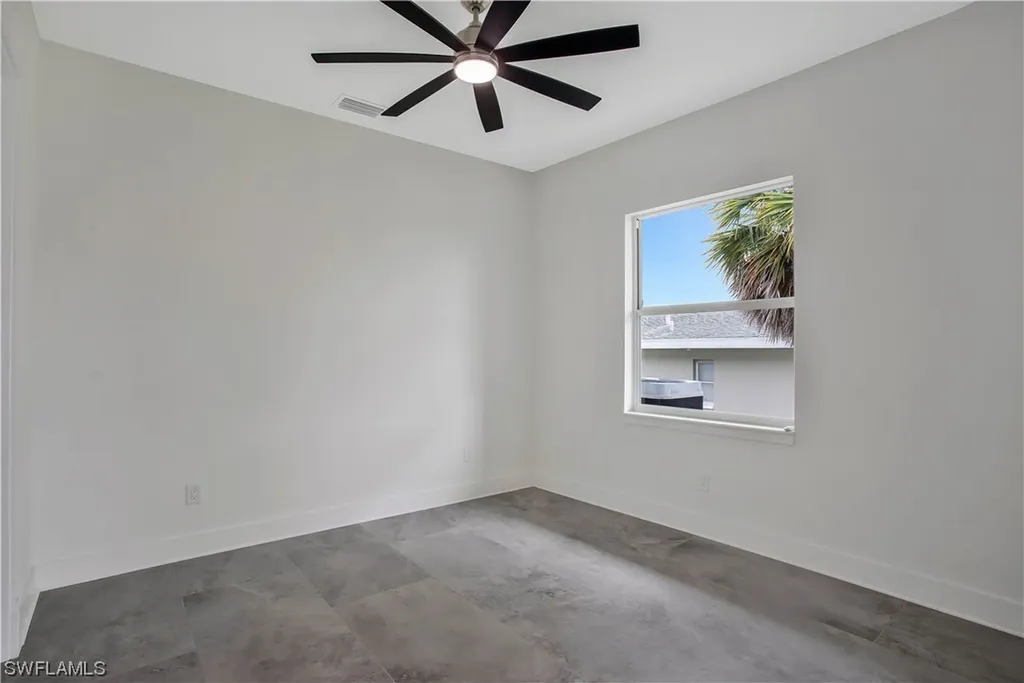 2536 SE 25th Avenue Cape Coral FL 33904